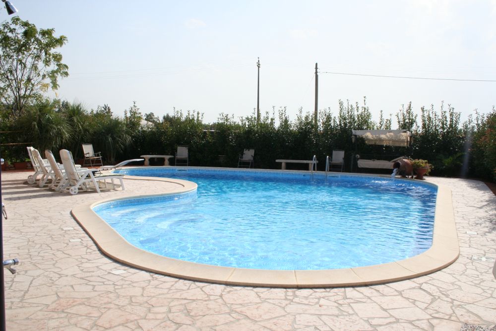 Realizzazione di piscine a Verona: scopri come trasformare il tuo sogno in una bellissima oasi acquatica!